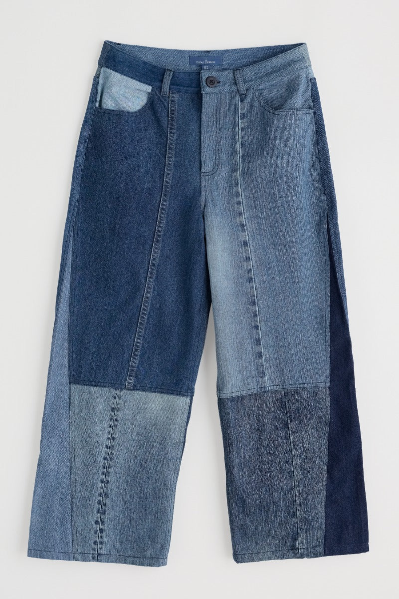 Barr Gearr Beyond Retro Barnes