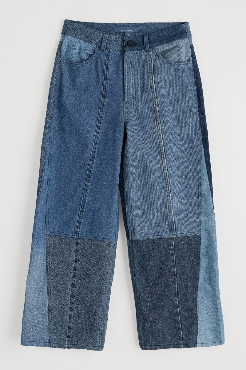 Barr Gearr Beyond Retro Barnes