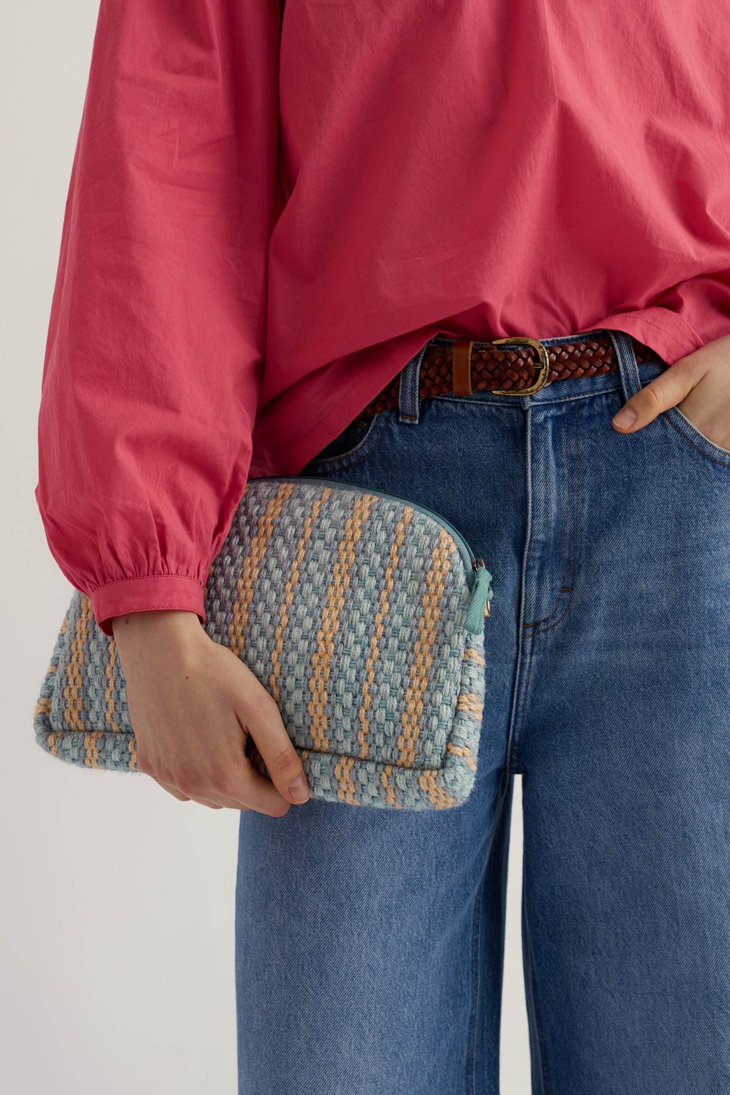 Borsa a tracolla a righe in juta Flourish