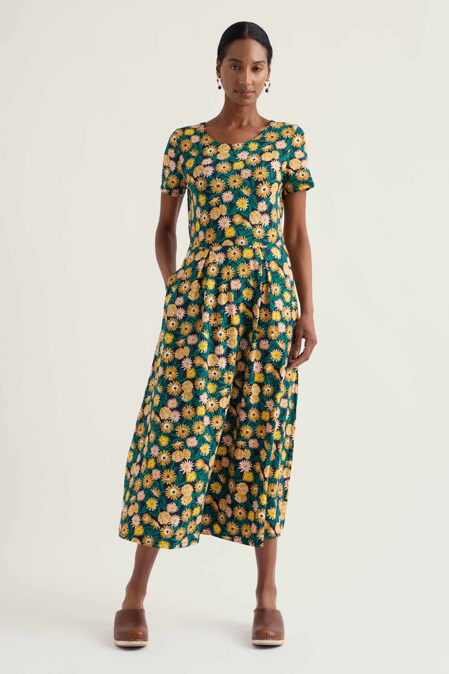 Robe midi à manches courtes Veronica en coton biologique certifié GOTS
