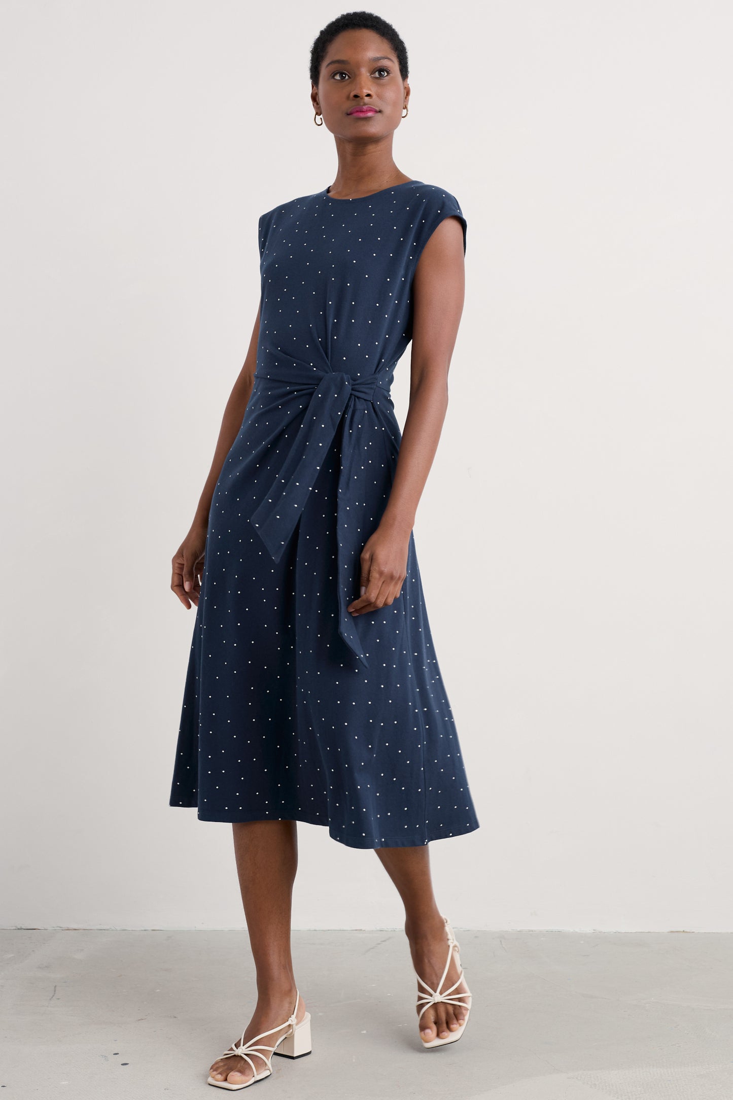 Robe mi-longue en jersey avec liens à nouer Fettling