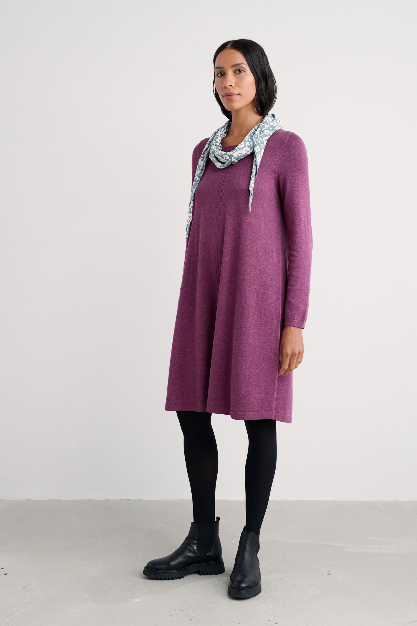 Robe Poltreen mi-longue en coton biologique certifié GOTS