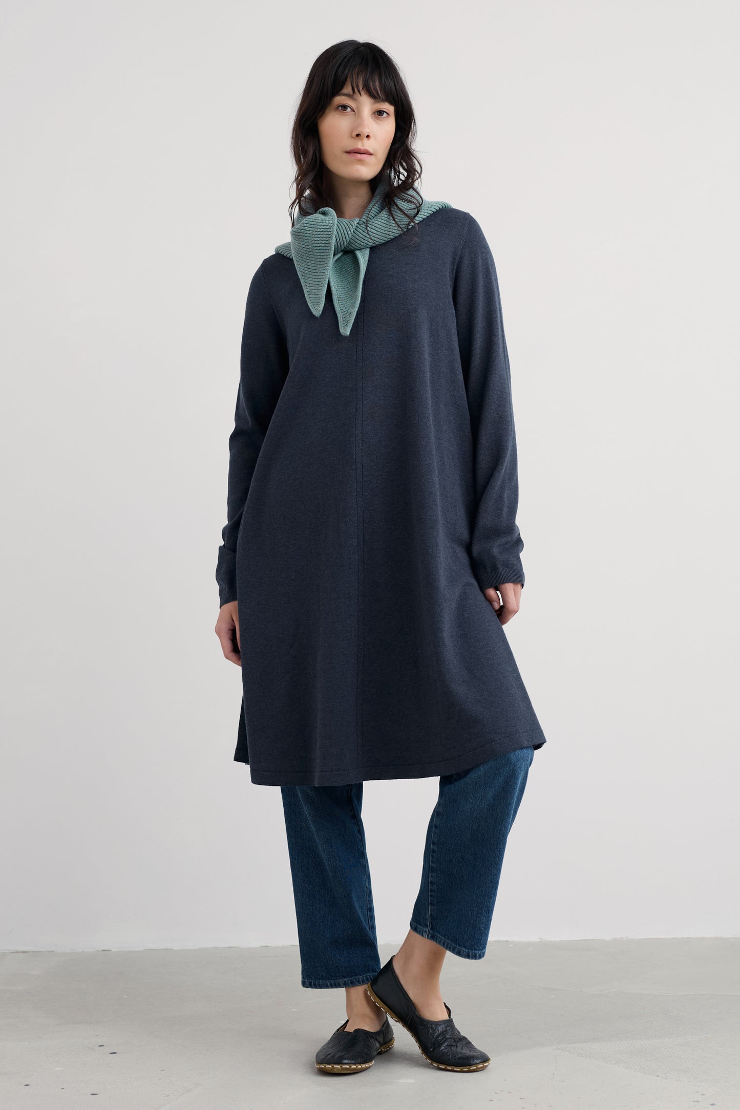 Robe Poltreen mi-longue en coton biologique certifié GOTS