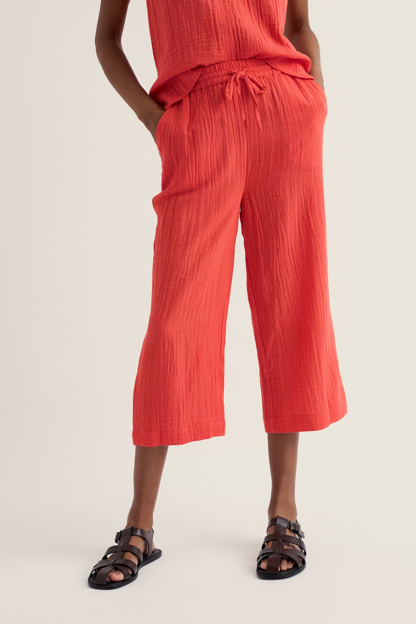 Pantaloni Corti in Cotone Organico a Gamba Larga Tide Flow