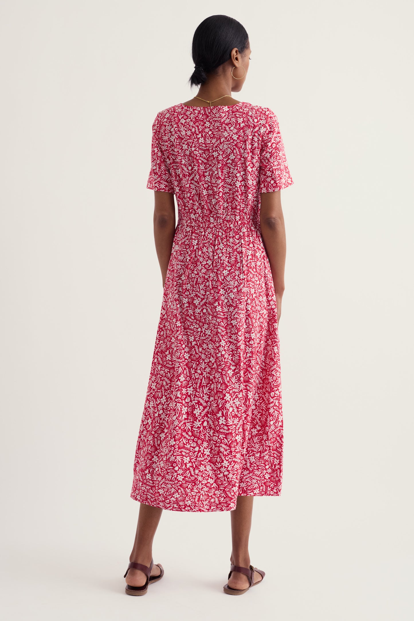 Robe mi-longue à manches courtes Tilly