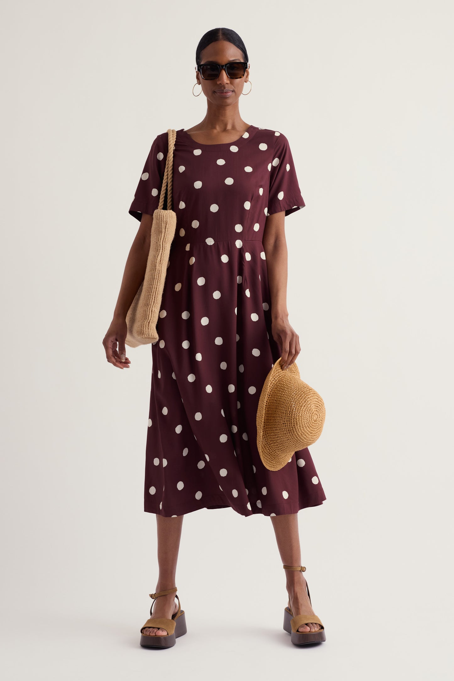 Robe mi-longue à manches courtes Tilly