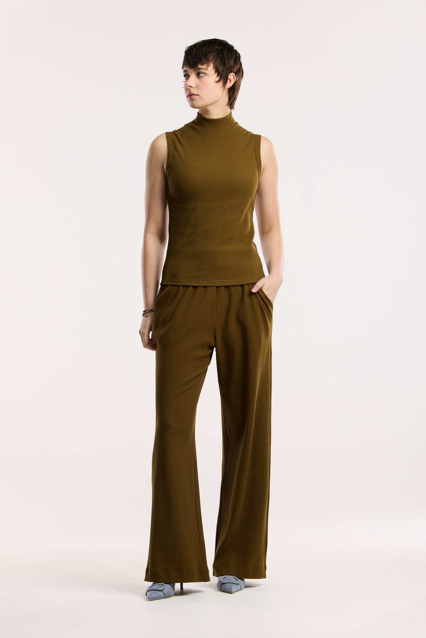 Pantaloni a gamba larga a coste Traveller Luxe